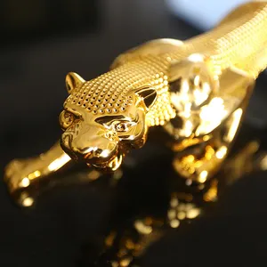 저렴한 자동차 대시 보드 장식 Escultura De Leopardo 피규어 황금 수지 표범 동상