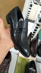 2025 classique italien hommes chaussures habillées plat et imperméable Brogue moine sangle bouton fermeture homme chaussure en cuir - Product Image 3