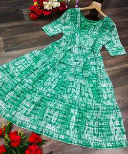 Look riche Designer saisonnier Collection Net soie gris couleur Occasion spéciale fantaisie indienne vêtements pour femmes prix de gros en Surat Apparelgarment - Product Image 5