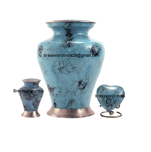 Brassworld Inde adulte Style américain urne funéraire ensemble comprend laiton et bois coeur souvenir et urne de crémation - Product Image 1