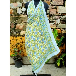 Grand Sarong de mode pour femme, châle doux, écharpe enveloppante, paréo, idée cadeau, accessoires de mode, vente en gros, Lot - Product Image 1