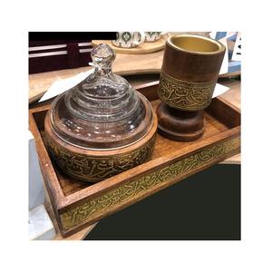 Plateau de service en bois au design islamique avec poignée en métal, qualité supérieure, ustensiles de cuisine pour servir des aliments et des collations - Product Image 4