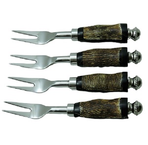 Herramienta de cocina hecha a mano antigua Juego de cubiertos Tenedor Mango de madera Tenedor de la mejor calidad Juego de queso Nuevo diseño Juego de Cubiertos de pulido a mano - Product Image 3