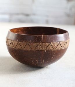 Tazones de cena con diseño tallado contemporáneo, cuencos con diseño Natural y grabado de concha de coco de marca vietnamita - Product Image 5