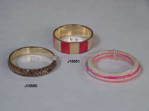 Vente chaude Rouge et Vert Os Incrustation sur Laiton Mosaïque Bracelet sur Laiton Base Indien Os Incrustation Bijoux Bracelet au Prix de Gros - Product Image 5