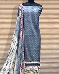 Costume Ethnique Simple en Coton Pur Salwar Chudidar avec Bordure de Marche Imprimé Dupatta - Product Image 4