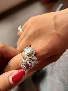 Bagues cloutées Moissanite idéales pour les couples Bagues en argent sterling 925 avec diamants violets et pierres précieuses Bague halo en diamant cultivé en laboratoire - Product Image 3