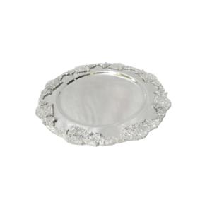 Bandeja de Servicio de Metal Pulido de Grado Comercial Hecha a Mano, Apta para Lavavajillas, para Bodas y Fiestas - Product Image 1
