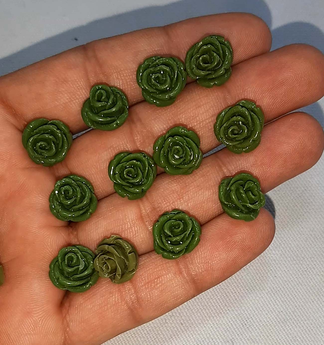 Natuurlijke Groene Jade Carving Rose Bloem Cabochon Losse Steen Beste Prijs