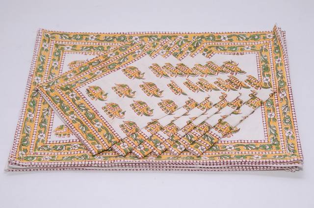 เหลืองอ่อน