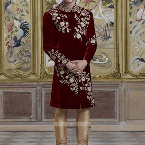 2022 elegante Sherwani de terciopelo indooccidental para novios vestido de seda estilizado pantalón Zardozi bordado para bodas/fiestas de talla grande - Product Image 1