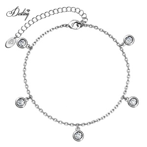 <span class=keywords><strong>Charlotte</strong></span> <span class=keywords><strong>Link</strong></span> Chain Drop Brazalete <span class=keywords><strong>de</strong></span> cristal redondo Adornado con cristales <span class=keywords><strong>de</strong></span> Swarovski 925 Plata 18K Pulsera chapada en oro - Product Image 4