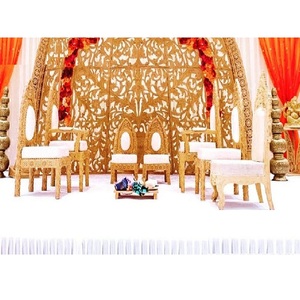 Boda India Sillas Vedi de madera antiguas Sillas Fera para boda Mandap Silla Vedi blanca tallada de madera antigua Venta EE. UU. - Product Image 1