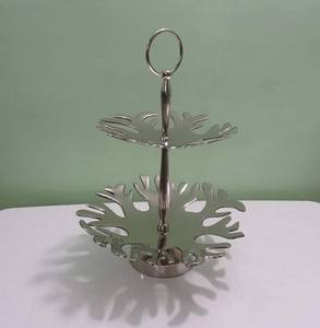 Bordure en zigzag en aluminium nickelé Design moderne Support pour serveur de gâteaux à 2 niveaux Design indien Fait à la main Support pour gâteaux de luxe - Product Image 2