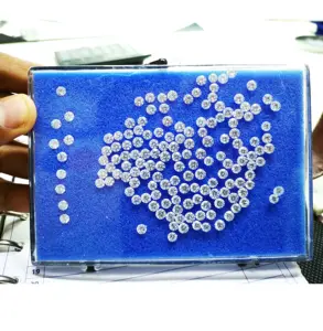 Lab yetiştirilen elmas 3.3mm 0.14ct boyutu toplam karat ağırlığı 1 GHI VS SI yuvarlak parlak kesim CVD HPHT