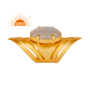 แหวนพลอยแคลซิโดนีสีขาวธรรมชาติ ดีไซน์ล่าสุด ปี 2026 สำหรับผู้หญิง จากผู้ผลิตเครื่องประดับ - Product Image 1