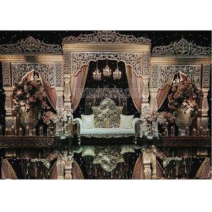 Décoration de scène de mariage de luxe style Bollywood – Idée magnifique pour la décoration de scène de mariage – Décoration de scène de mariage occidentale de grand luxe – Royaume-Uni - Product Image 1