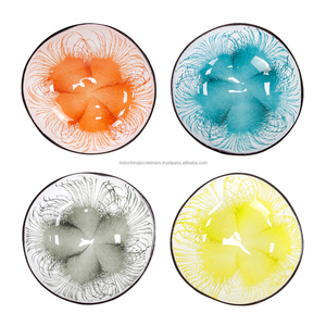 Juego de cuencos de cáscara de coco tallados ecológicos saludables hechos a mano 4 cuencos en cartón producto al por mayor - Product Image 5