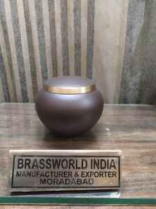 Urne de crémation ODYSSEY entièrement gravée en laiton, fournitures d'enterrement, cuivworld inde - Product Image 4