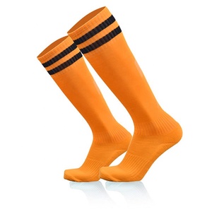 Calcetines de algodón unisex hechos a medida, superventas, calcetines bordados informales para entrenamiento de gimnasia con logotipo de equipo inferior, variedad de colores de moda - Product Image 3