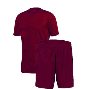 Ensemble de survêtement de football personnalisé pour homme adulte, imprimé par transfert thermique, maillot à manches courtes col en V et short, 2 pièces pour équipe - Product Image 3