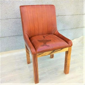 เก้าอี้รับประทานอาหารไม้อะคาเซียสไตล์วินเทจคุณภาพพรีเมียมหนังแท้สำหรับคาเฟ่ร้านอาหารห้องครัวหรือบ้านไร่สีเขียวแบบชนบท - Product Image 1