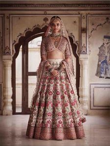 2024 mariage belle broderie sur robe de mariée KOTI & LEHENGA orné de perles de verre en cristal pierre RESHAM travail en soie - Product Image 2