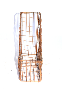 Wholesale Customizable Tall Mesh Wire Wall Mount Hanging <b>File</b> Magazine Holder Economical Household <b>Document</b> Mail Storage Basket - Product Image 3
