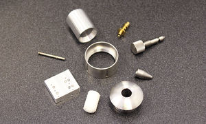 Meilleure qualité en acier CNC usinage mécanique pièces automobiles de rechange en laiton aluminium CNC pièces d'usinage - Product Image 3