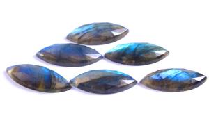 Gema labradorita Natural tallada en rosa, Gema de marquesa facetada suelta, precio al por mayor - Product Image 3