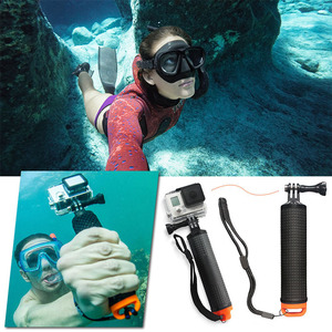 Poignée et poignées flottantes étanche, Kit d'accessoires pour sports aquatiques et caméras d'action (Orange), petit ensemble - Product Image 2