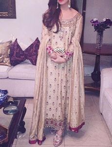 Robe longue de styliste KAMEEZ @ 2022, broderie avec perles de verre de cristal, dbka, idéale pour une tenue de soirée ou un mariage - Product Image 2