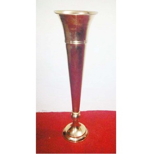 Aluminium Gold Tabletop Vase for American Style Wedding Decoration - Product Image 1