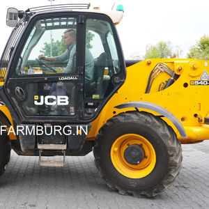 Manipulador telescópico de rueda pequeña, peso operativo de 35 toneladas, aplicación de construcción, motor Rexroth/Bosch Rexroth, bomba de motor, Cubo de engranajes - Product Image 1