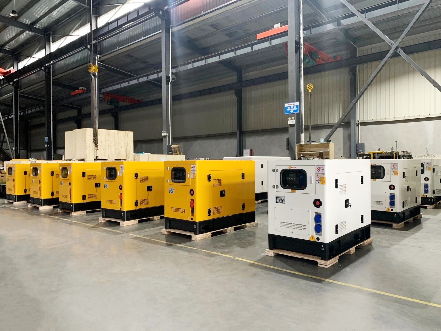 3 phase 24kw 30kva silent diesel generator 110V 220V 380V 50HZ 60HZ 4 cylinder water cooled low rpm generator
