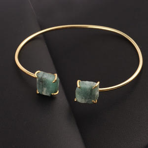 Pulsera ajustable unisex, diseño de moda natural, Esmeralda rugosa, enchapado en oro de 24k, gran oferta, hecha a mano - Product Image 2