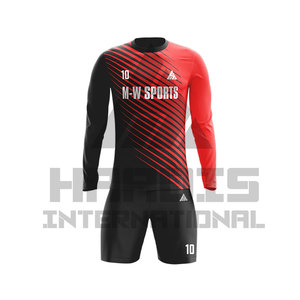 Nuevo diseño de uniforme de fútbol personalizado para los hombres del equipo de Pakistán fabricación uniforme de fútbol - Product Image 2