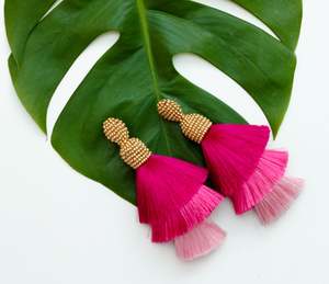 Pendientes de borlas Black Friday, pendientes largos hechos a mano, felicidad - Product Image 1