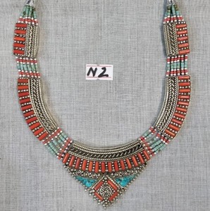 Collares tibetanos rojo coral - Product Image 1