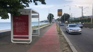Custom Modern Outdoor Aluminio Bus Shelter MUPI LED Rectángulo Caja de luz Acero Vidrio Frontal Efectiva Publicidad al aire libre - Product Image 2