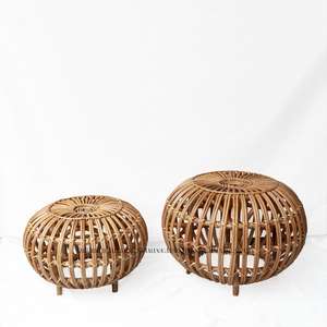 Silla otomana de ratán de alta calidad - Product Image 1