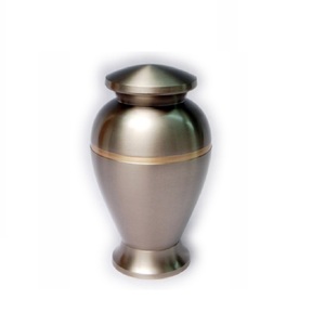 Nueva mejor calidad al por mayor urna de cremación diseño personalizado cenizas funerarias humanas recuerdo urnas de cremación de latón - Product Image 1