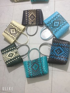 Bolso de Mano de Ratán Tejido con Estampado Geométrico, Correa Única y Cierre de Solapa, para Uso Diario Informal - Product Image 3
