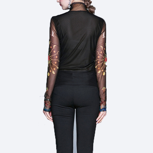 Camiseta de manga corta bordada con logotipo personalizado, para mujer - Product Image 4