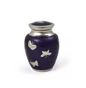 Papillon gravé violet petite urne en laiton/aluminium souvenir commémoratif Unique pour le stockage des cendres de crémation de l'animal de compagnie pour les funérailles - Product Image 1
