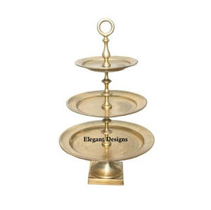 Soporte de Metal para pasteles, alta calidad, chapado en oro, hecho a mano, tres niveles, clásico, elegante, venta al por mayor, lujoso - Product Image 1