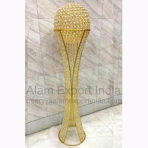 Luxury <b>Wedding</b> Centerpiece Trophy Look - Product Image 1