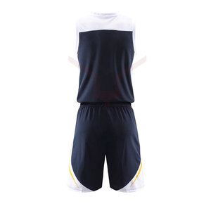 Uniforme de basket-ball personnalisé, uniforme respirant et à séchage rapide, ensemble de vêtements d'équipe - Product Image 3