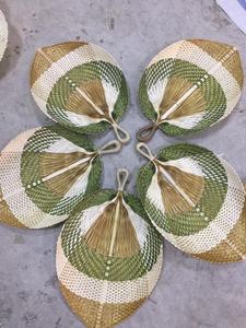 Abanico de mano plegable de bambú personalizado para invitados, recuerdos de boda, de seda, hoja de palma, COLOR NATURAL, vietnamita - Product Image 2