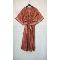 Kaftan long en soie recyclée vintage indienne, fait main, pour la plage ou comme tenue de nuit, vêtements pour femmes